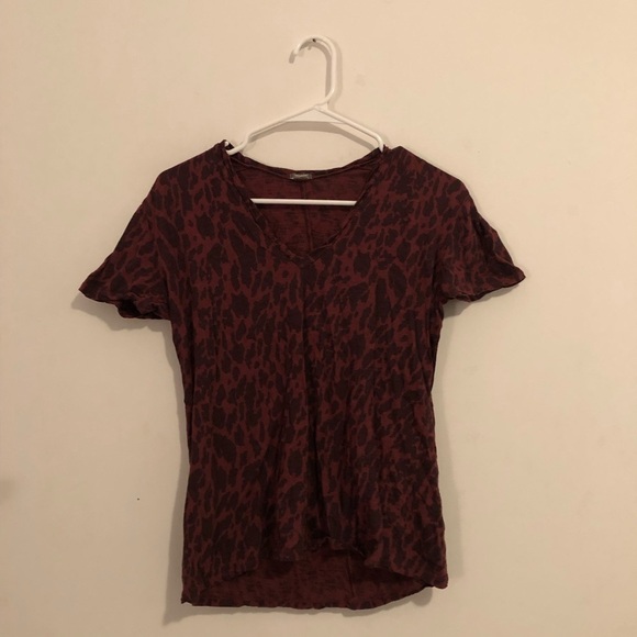 Monrow Leopard V-Neck Tee - Picture 1 of 5